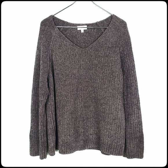 Lucky Brand Sweaters - LUCKY BRAND Oversize Plum Muted Lavender Long Sleeve V-Neck Knit Sweater Size: L